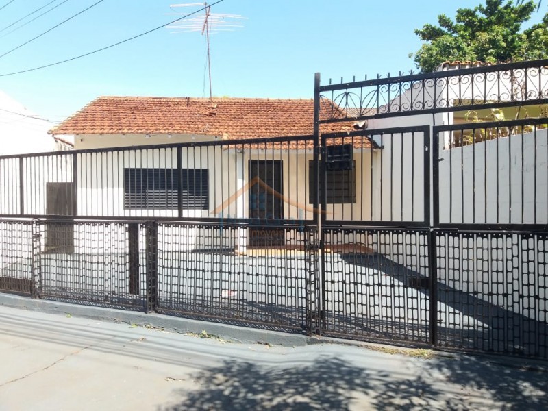 Casa para alugar com 2 quartos, 70m² - Foto 13