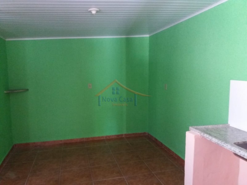 Casa para alugar com 2 quartos, 70m² - Foto 3
