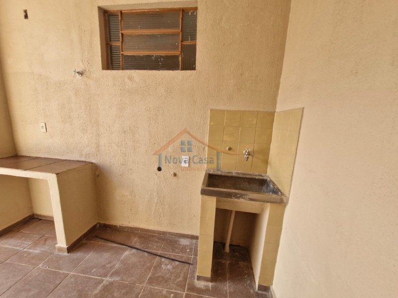 Foto: Casa Padrão - Jardim Interlagos - Ribeirão Preto