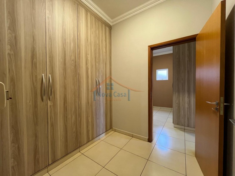 Casa à venda com 3 quartos, 346m² - Foto 9