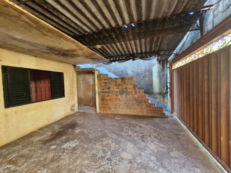 Sobrado à venda com 5 quartos, 200m² - Foto 28