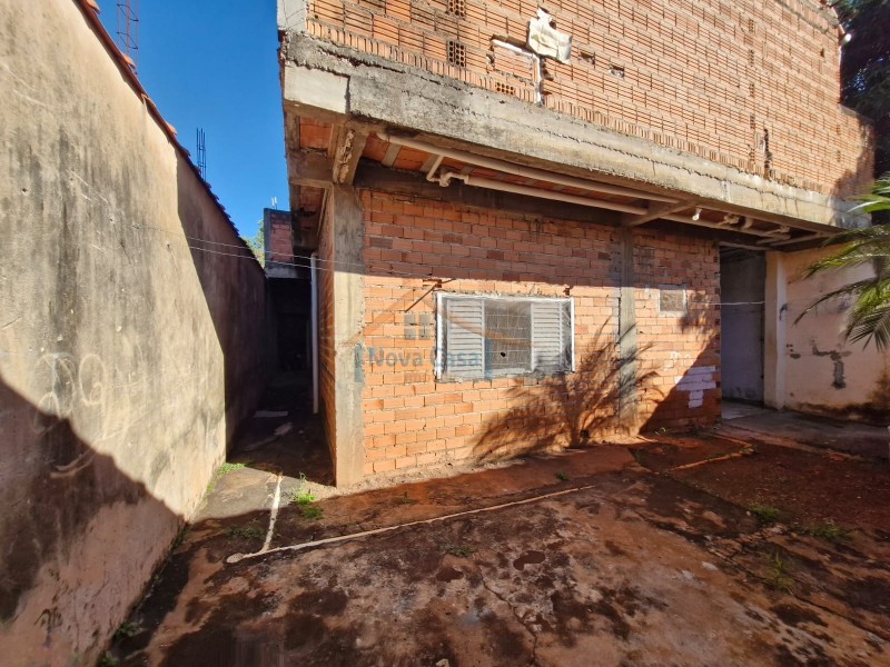 Sobrado à venda com 5 quartos, 200m² - Foto 12
