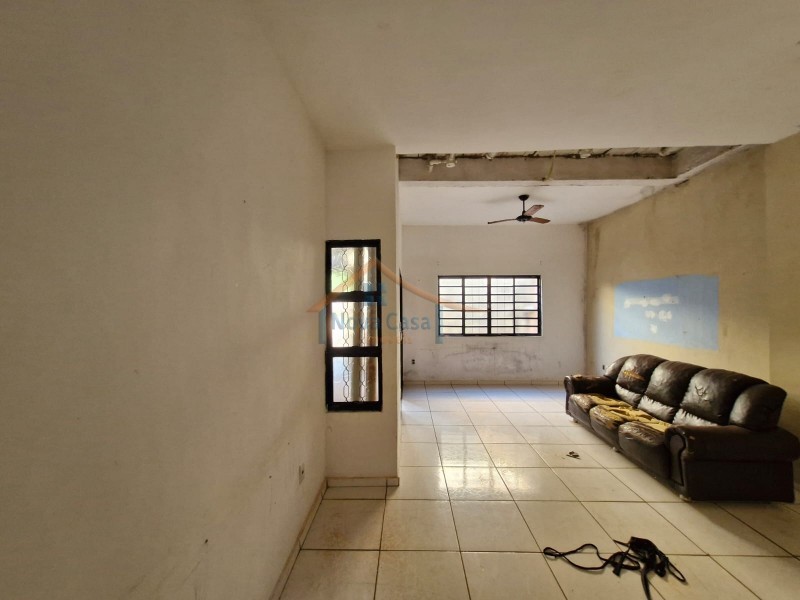 Sobrado à venda com 5 quartos, 200m² - Foto 13